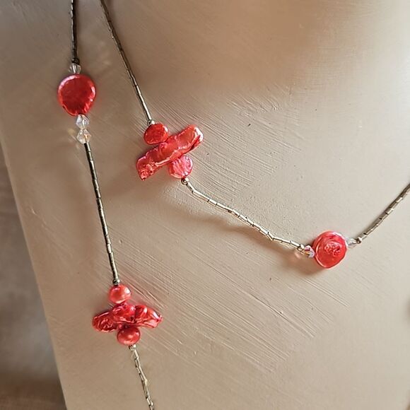 Long 40" Liquid Silver, Crystal and Pearlized Shell Necklace - Coral Red - Picture 5 of 8